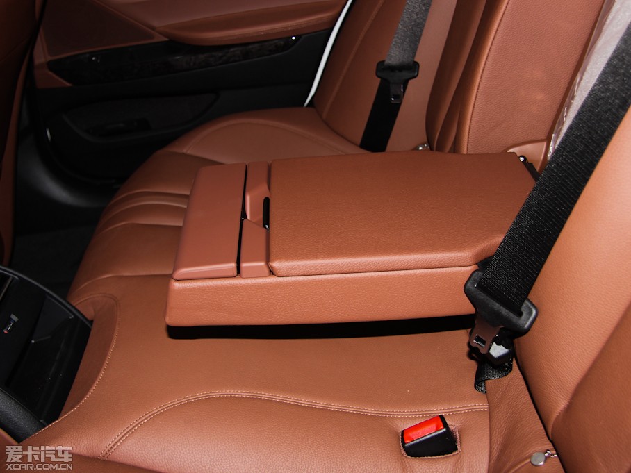 2013R6ϵT 640i xDrive