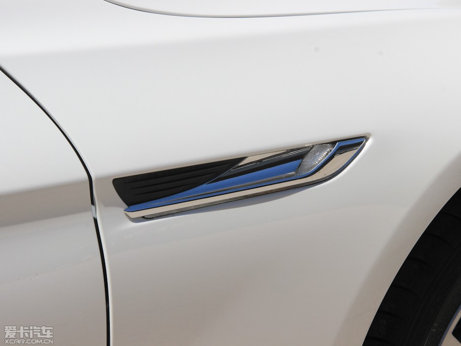 2013R6ϵT 640i xDrive