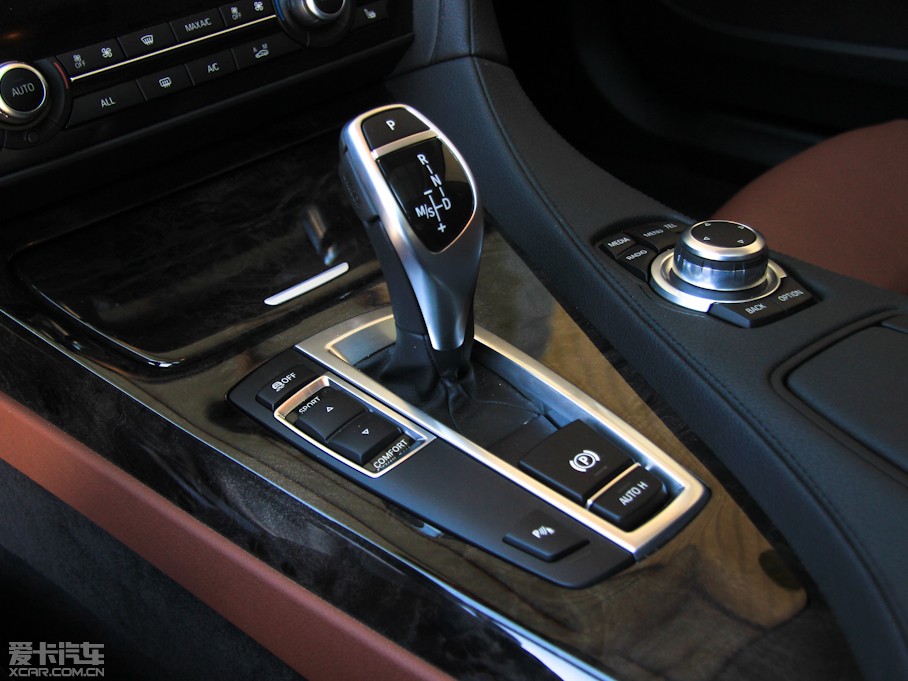 2013R6ϵT 640i xDrive