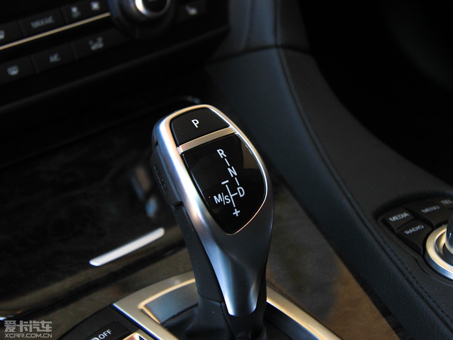 2013R6ϵT 640i xDrive