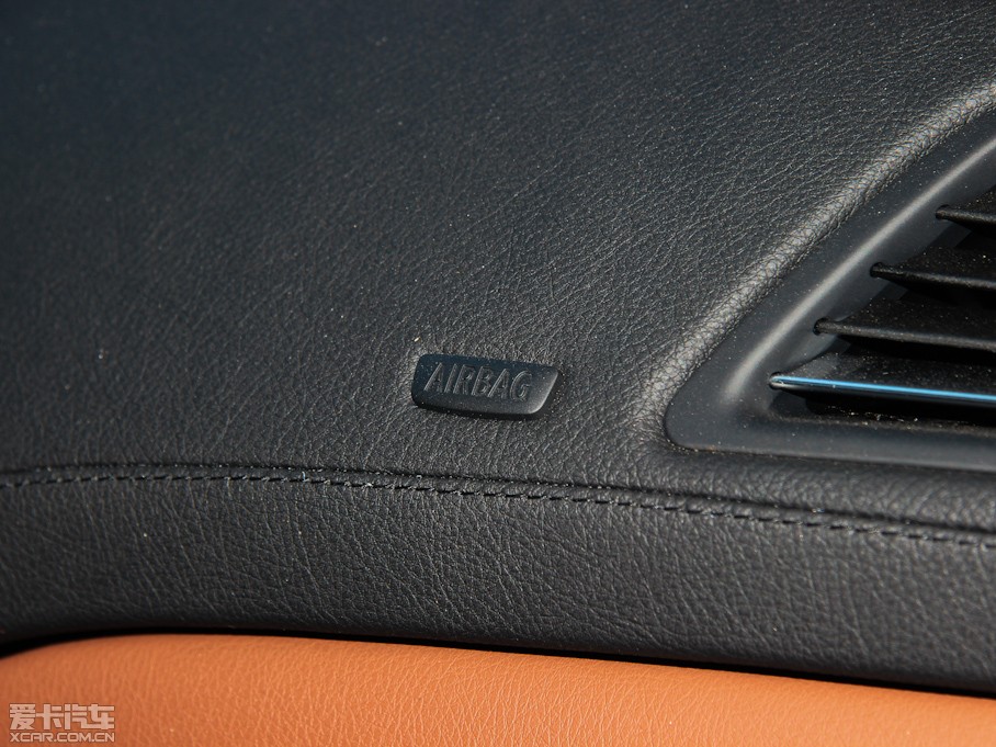 2013R6ϵT 640i xDrive