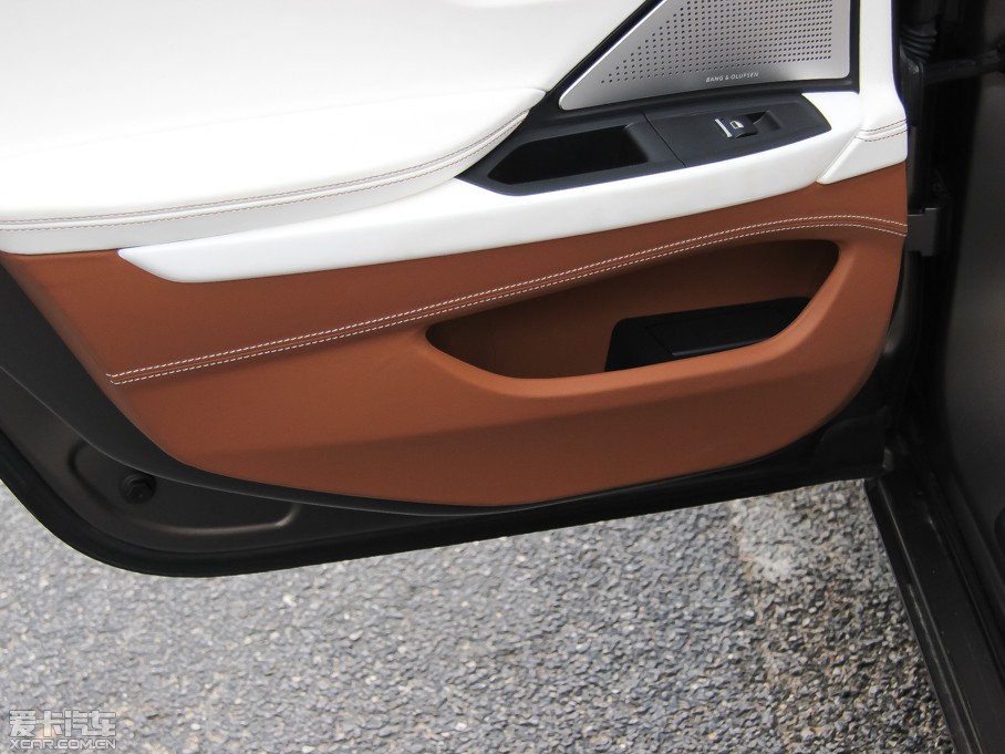 2013R6ϵT 640i xDrive 