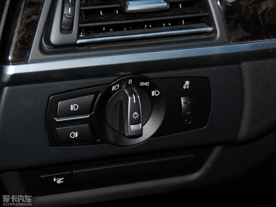 2013R6ϵT 640i xDrive