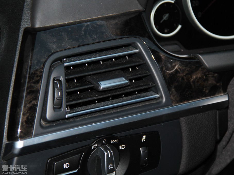 2013R6ϵT 640i xDrive