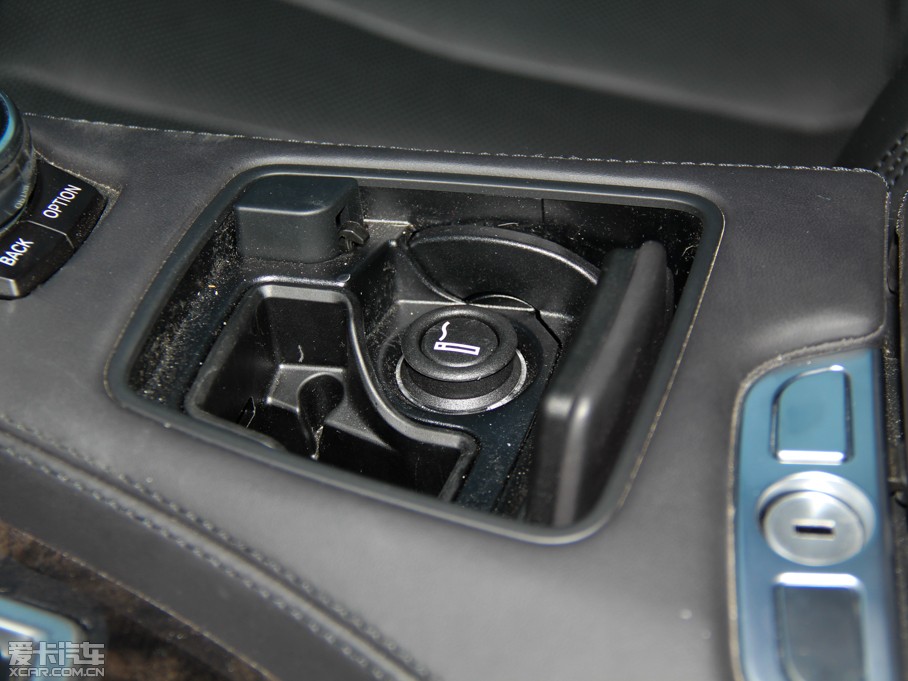 2013R6ϵT 640i xDrive