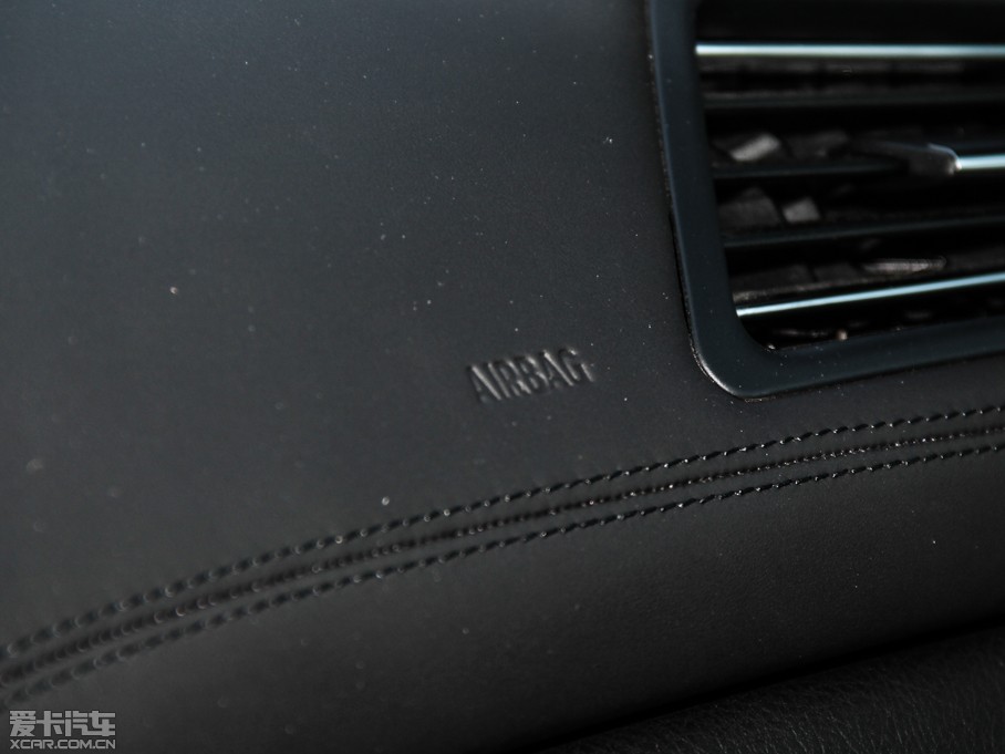 2013R6ϵT 640i xDrive