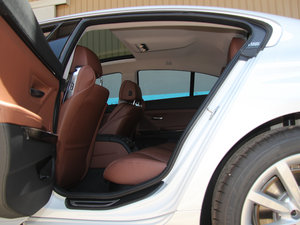 2013款640i xDrive 后排空间