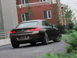 2013款640i xDrive 限量版 正侧动态