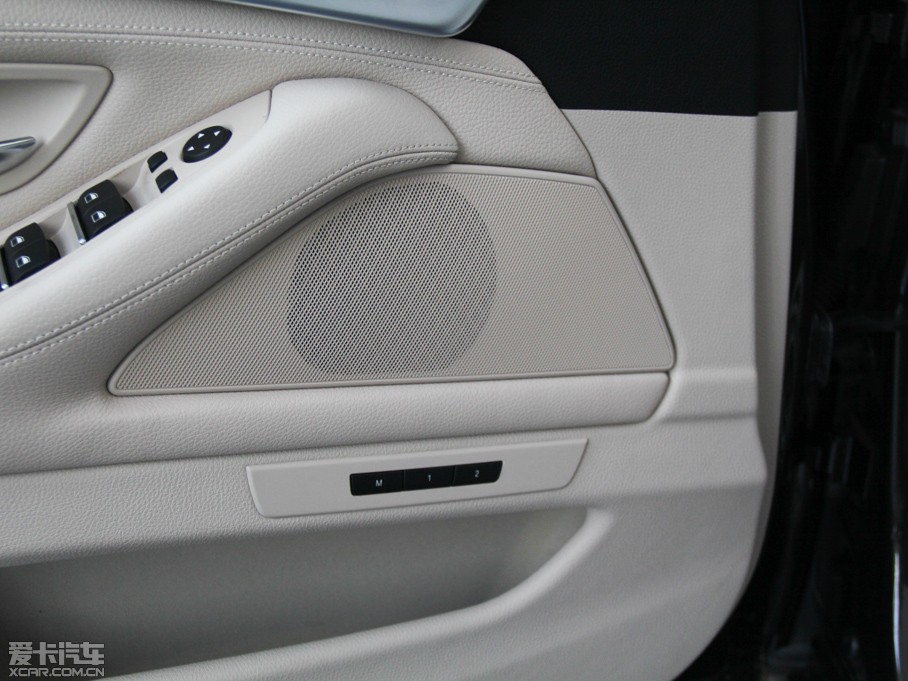 2014R5ϵ(M) 528i xDrive AOӋb