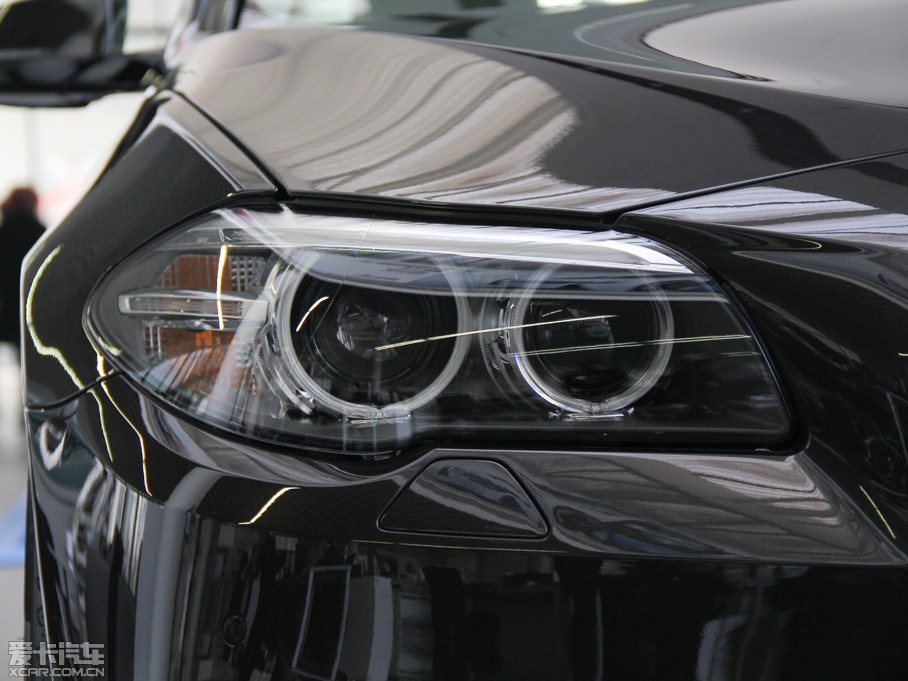 2014R5ϵ(M) 528i xDrive AOӋb