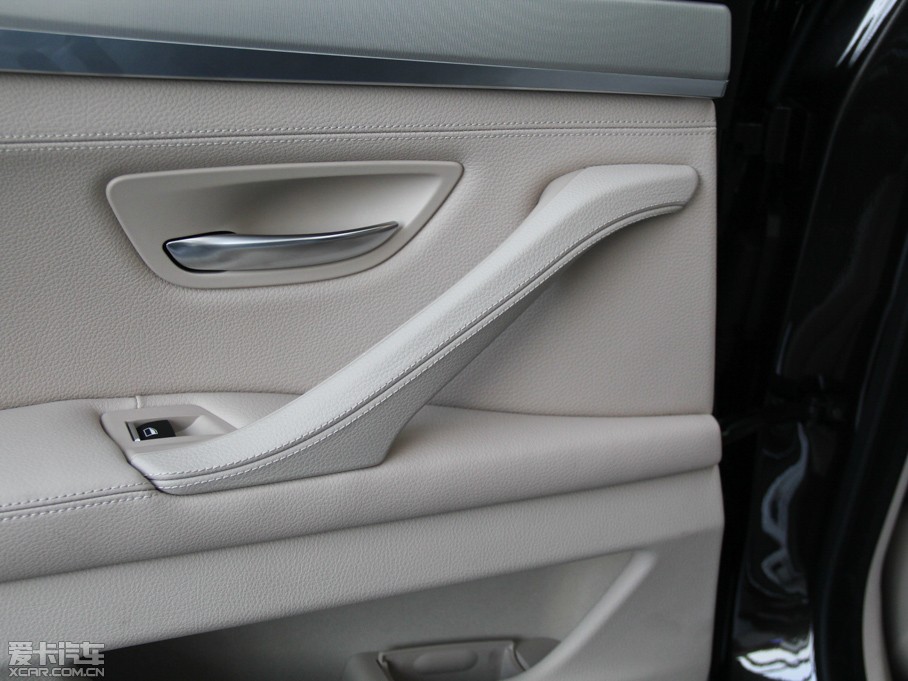 2014R5ϵ(M(jn)) 528i xDrive AO(sh)Ӌb