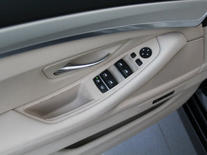 2014528i xDrive AOӋb g