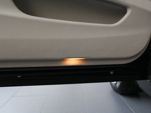 2014528i xDrive AOӋb g