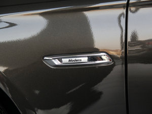 2014528i xDrive AOӋb ^