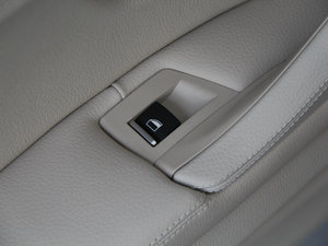 2014528i xDrive AOӋb g