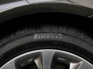 2014528i xDrive AOӋb ^