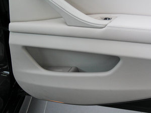 2014528i xDrive AOӋb g