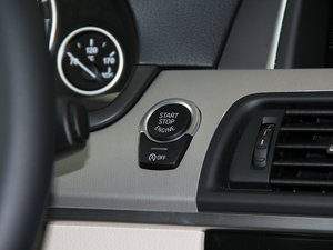 2014528i xDrive AOӋb g