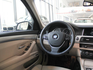 2014528i xDrive װ п