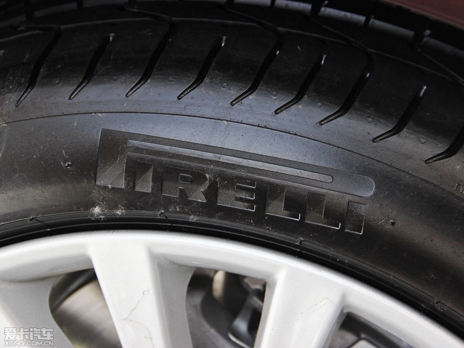 2014R5ϵGT 535i I