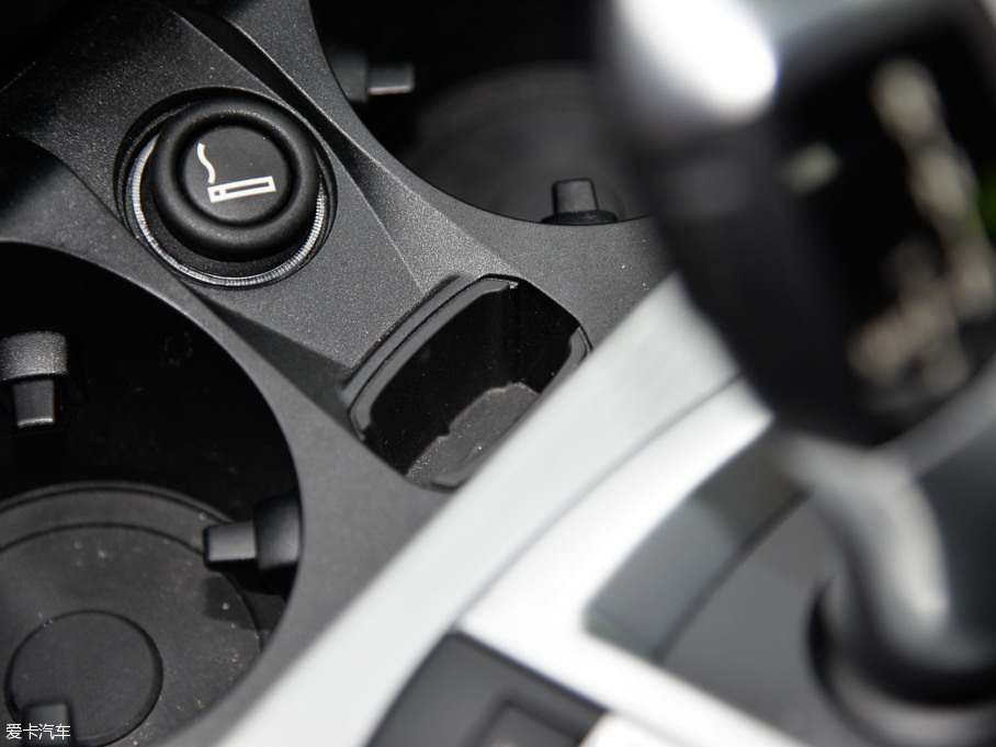 2014��R5ϵ����܇(ch��) 528i