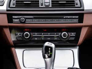 2014528i {(dio){(dio)(ji)