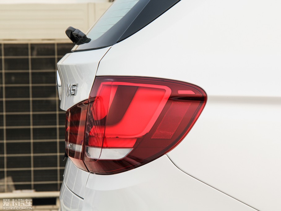 2014RX5(M) xDrive35i A