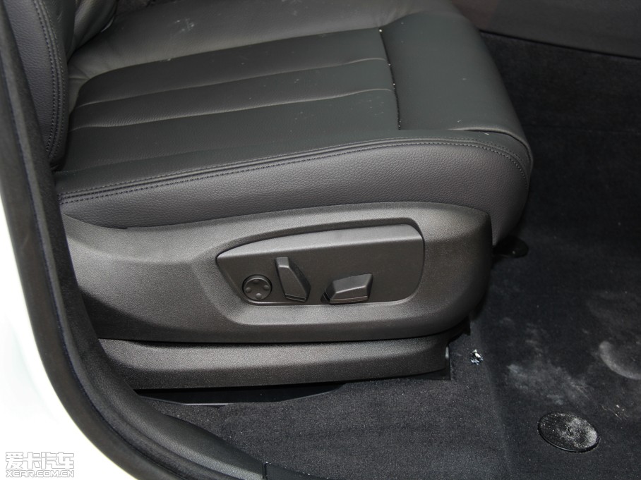 2014RX5(M) xDrive35i A