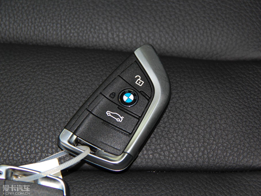 2014RX5(M) xDrive35i A