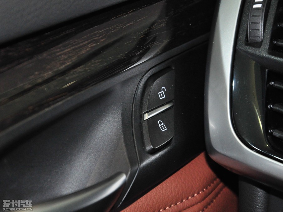 2014RX5(M) xDrive35i A