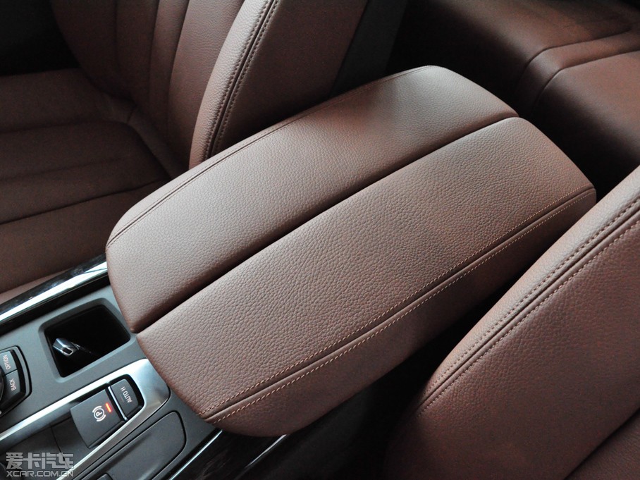 2014RX5(M) xDrive35i A