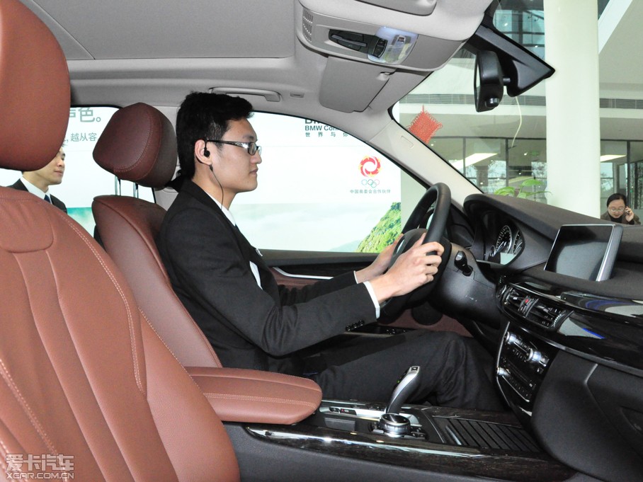 2014RX5(M) xDrive35i A