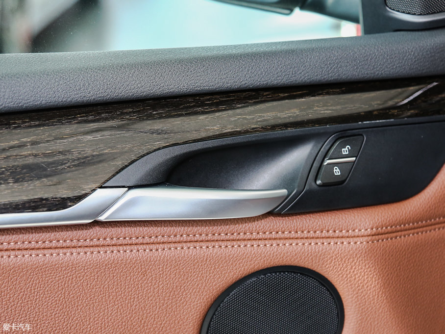 2014RX5(M) xDrive35i A