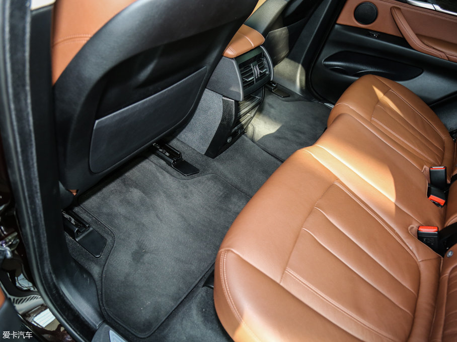 2014RX5(M) xDrive35i A