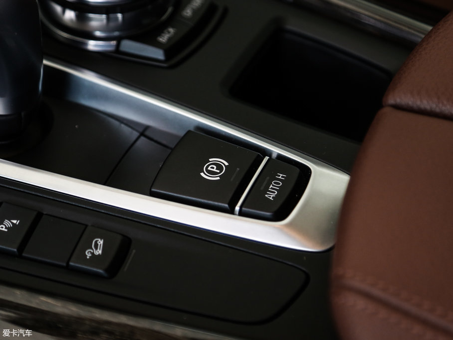 2014RX5(M) xDrive35i A