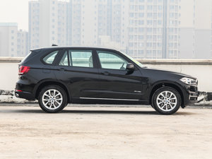 2014款xDrive35i 领先型 整体外观