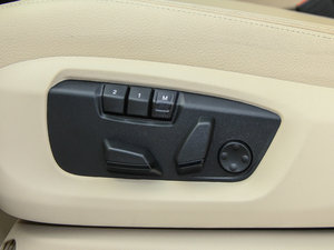 2014款xDrive35i 领先型 主驾驶座椅调节