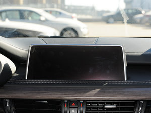 2014款xDrive35i 尊享型 中控台显示屏