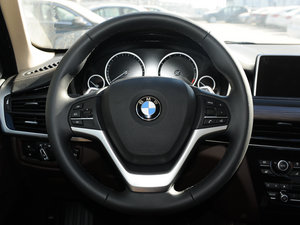 2014款xDrive35i 尊享型 方向盘
