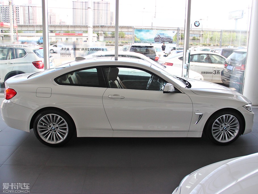 2014R4ϵ 428i AOӋb