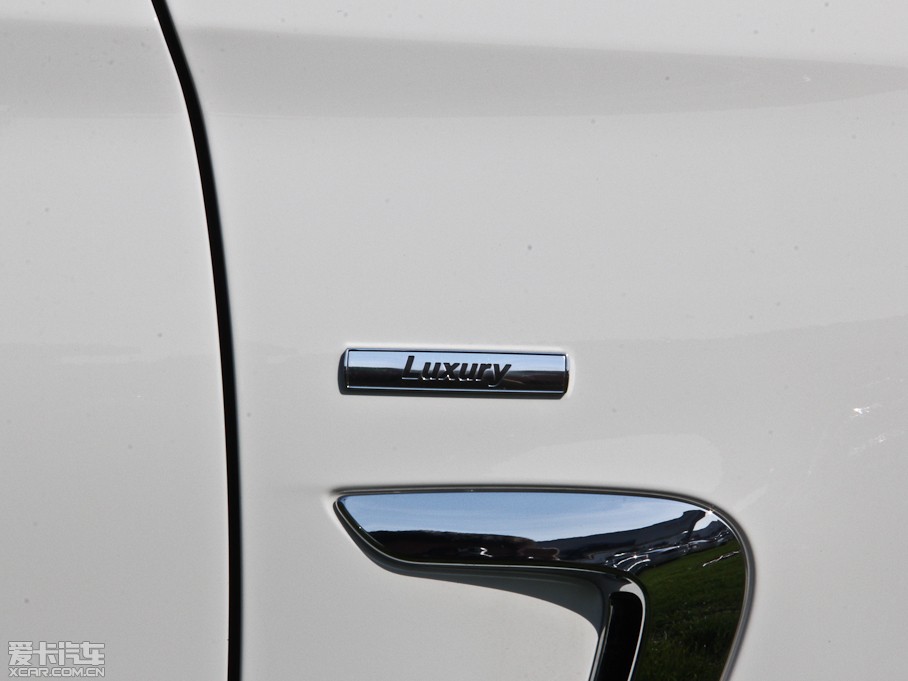 2014R4ϵ 420i OӋb