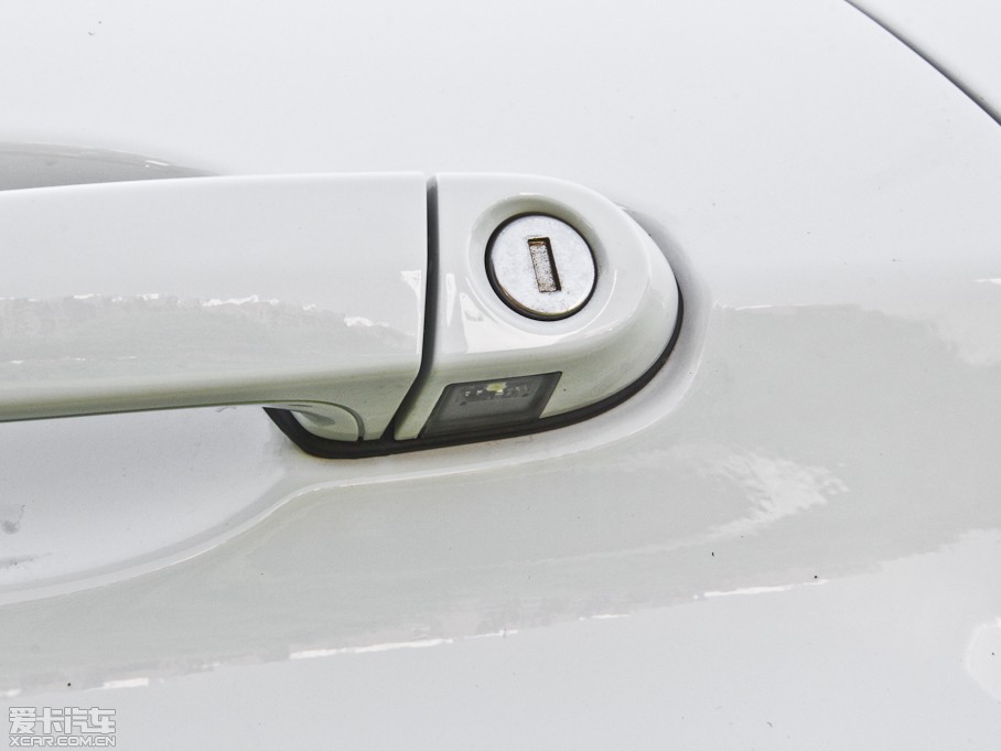 2014R4ϵ 420i OӋb