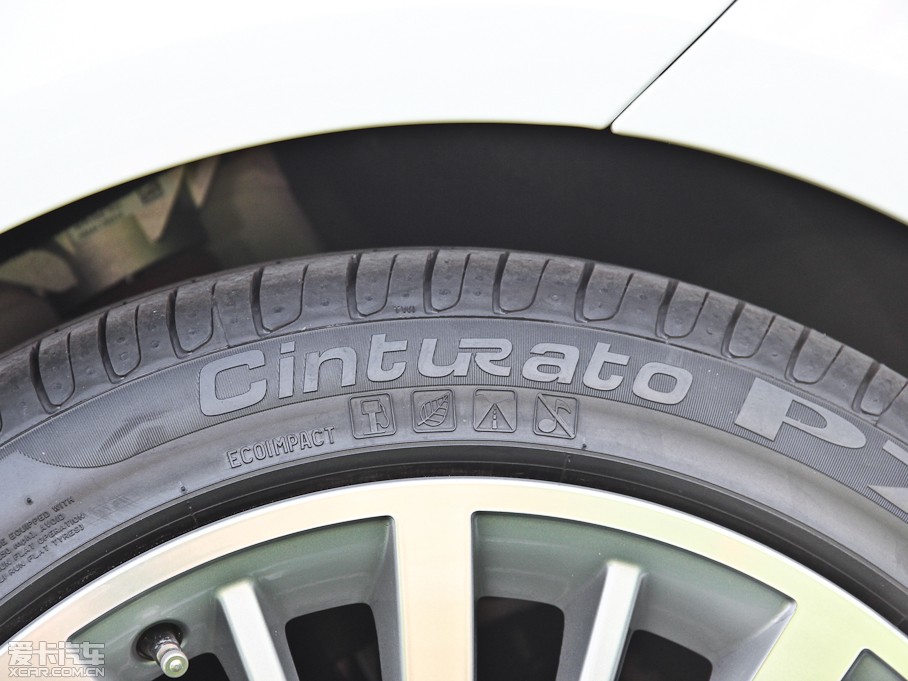 2014R4ϵ 420i OӋb