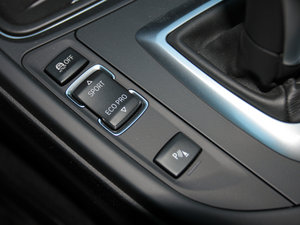 2014435i xDrive\OӋb п؅^