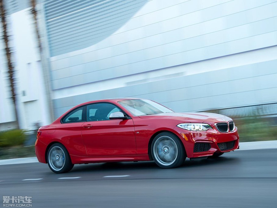 2014R2ϵpT M235i