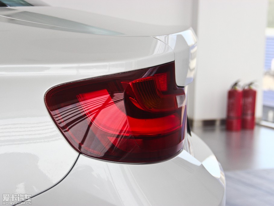 2014R2ϵpT 220i \OӋb