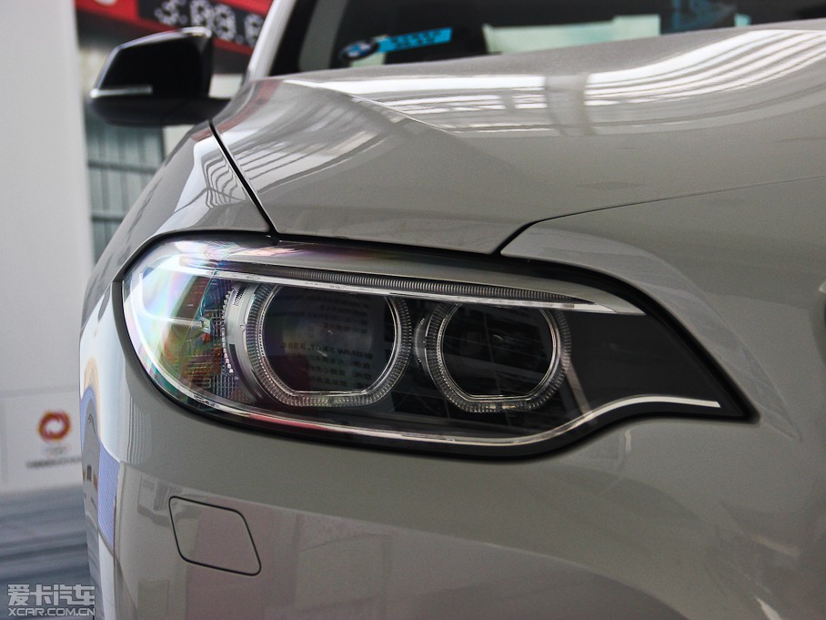 2014R2ϵpT 220i \OӋb