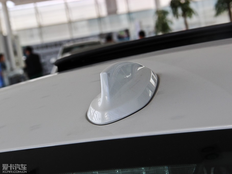 2014R2ϵpT 220i \OӋb