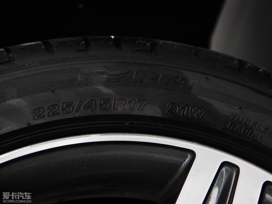 2014R2ϵpT 220i \OӋb