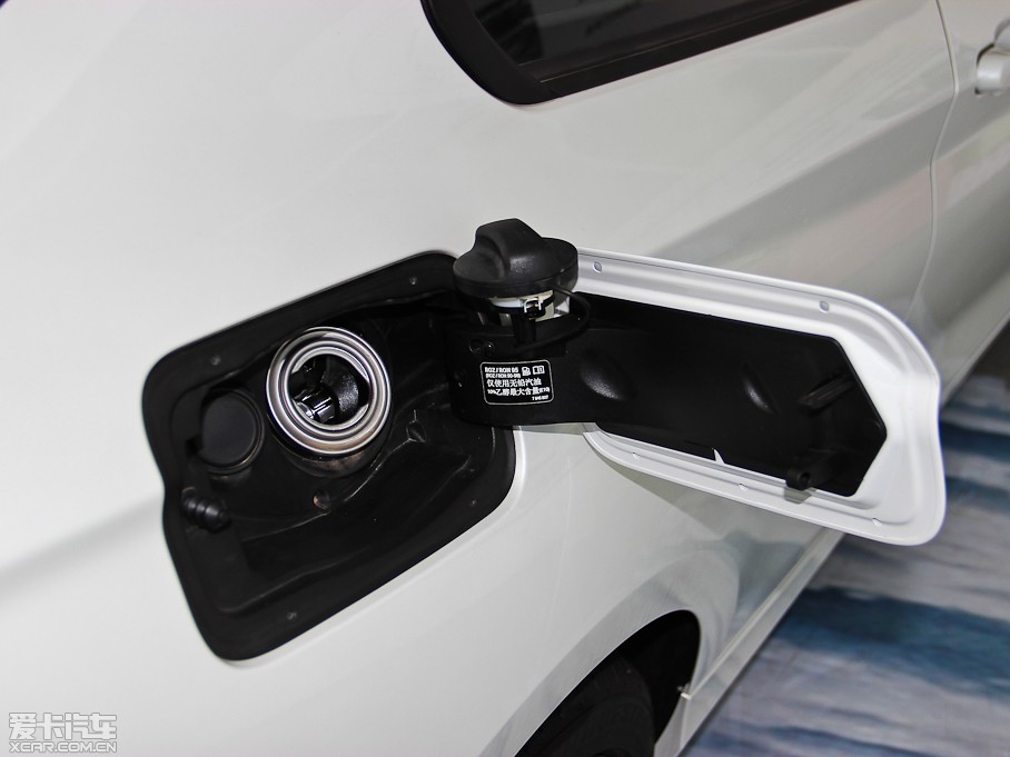 2014R2ϵpT 220i \OӋb